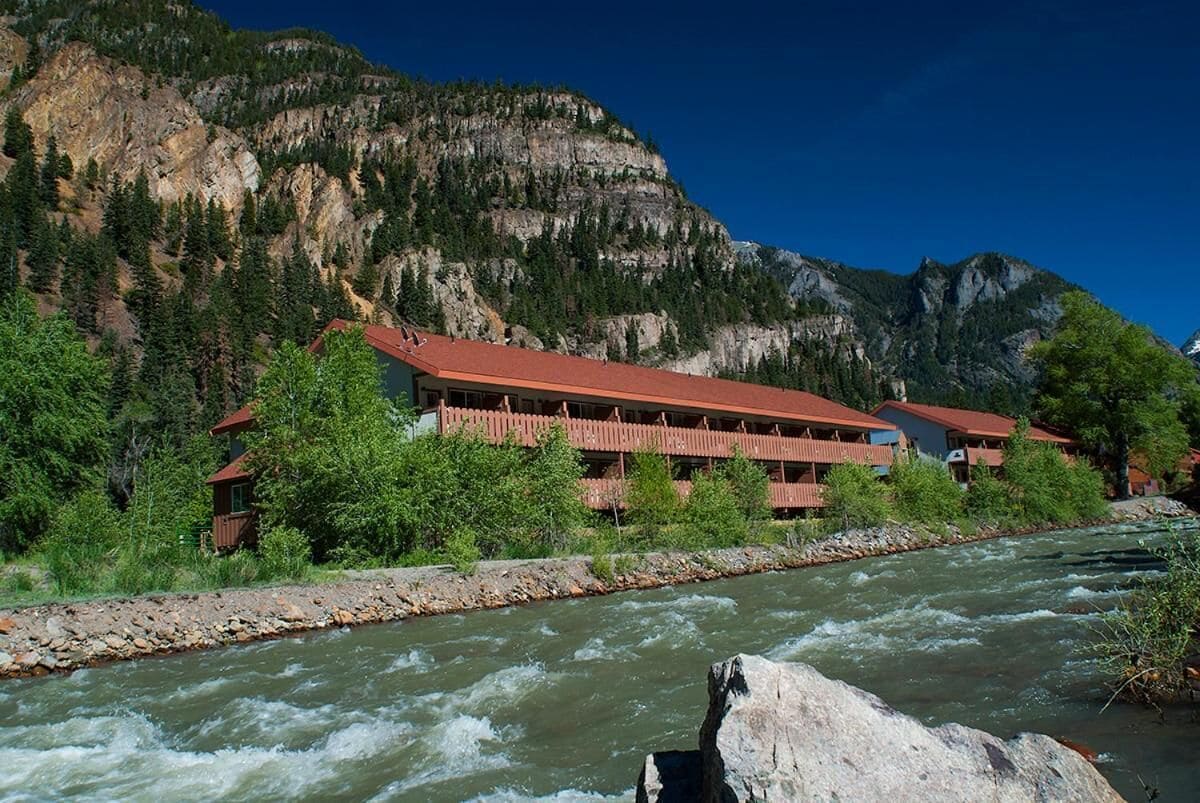 Hotel Hot Springs Inn