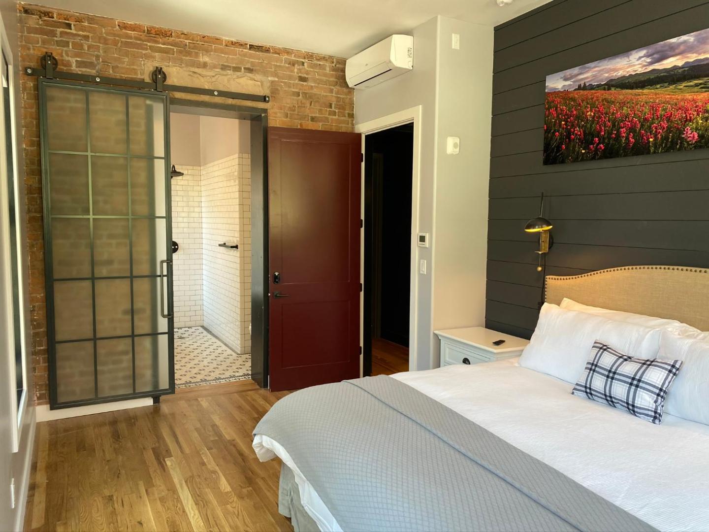 Imogene Hotel