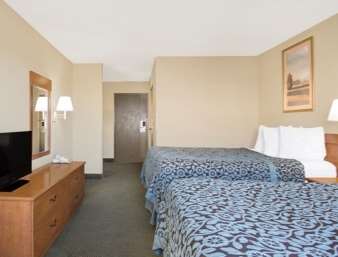 Days Inn by Wyndham Rawlins