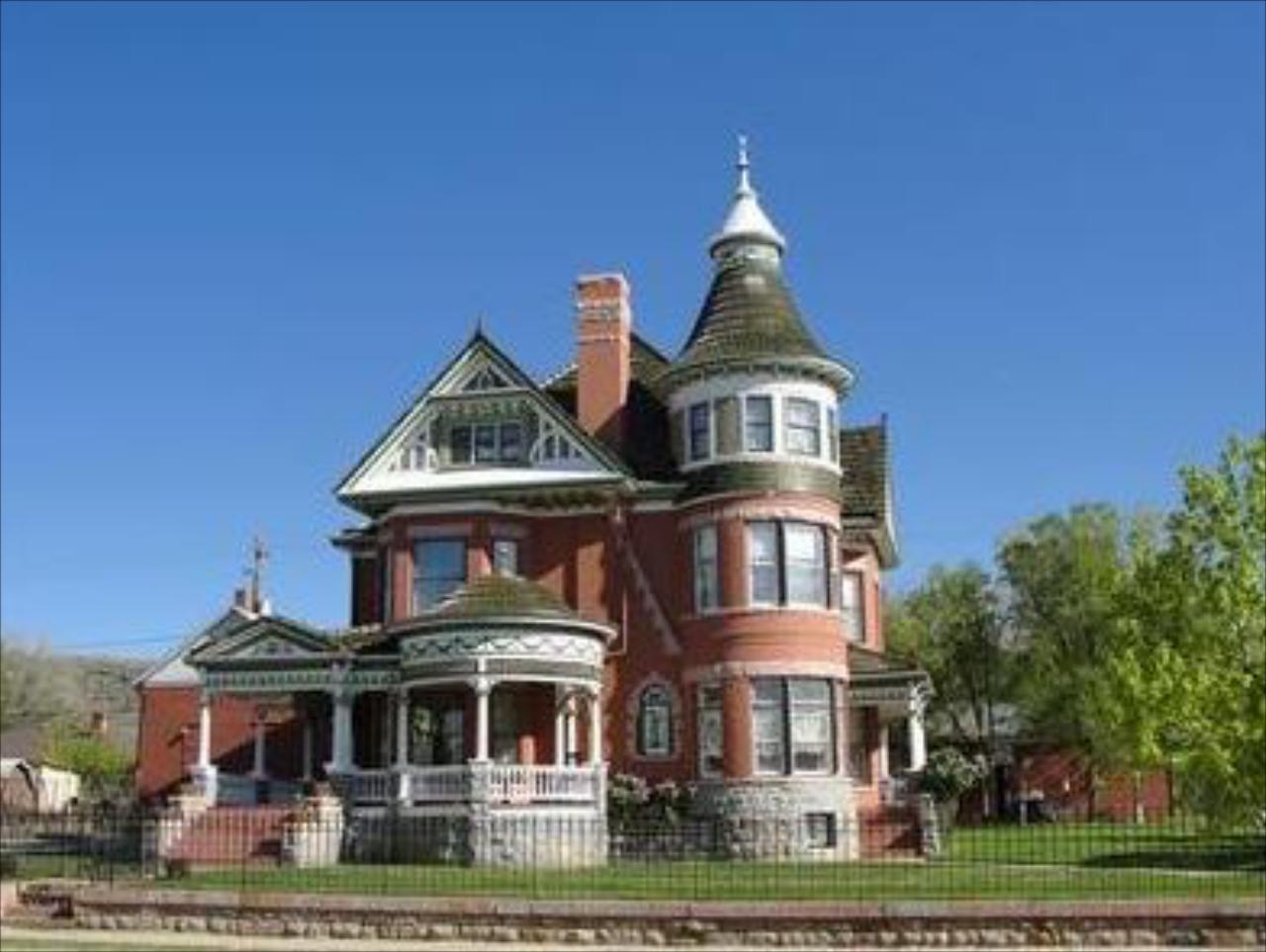 Ferris Mansion Bed & Breakfast