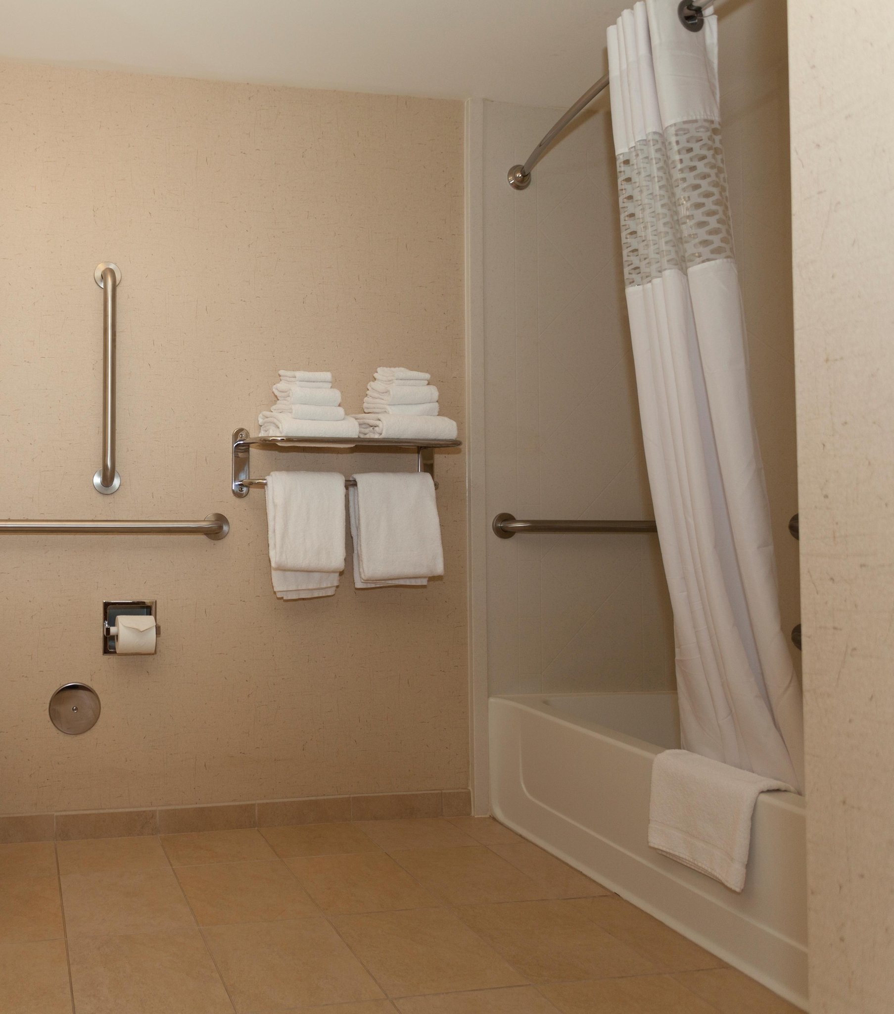 Hampton Inn & Suites Riverton