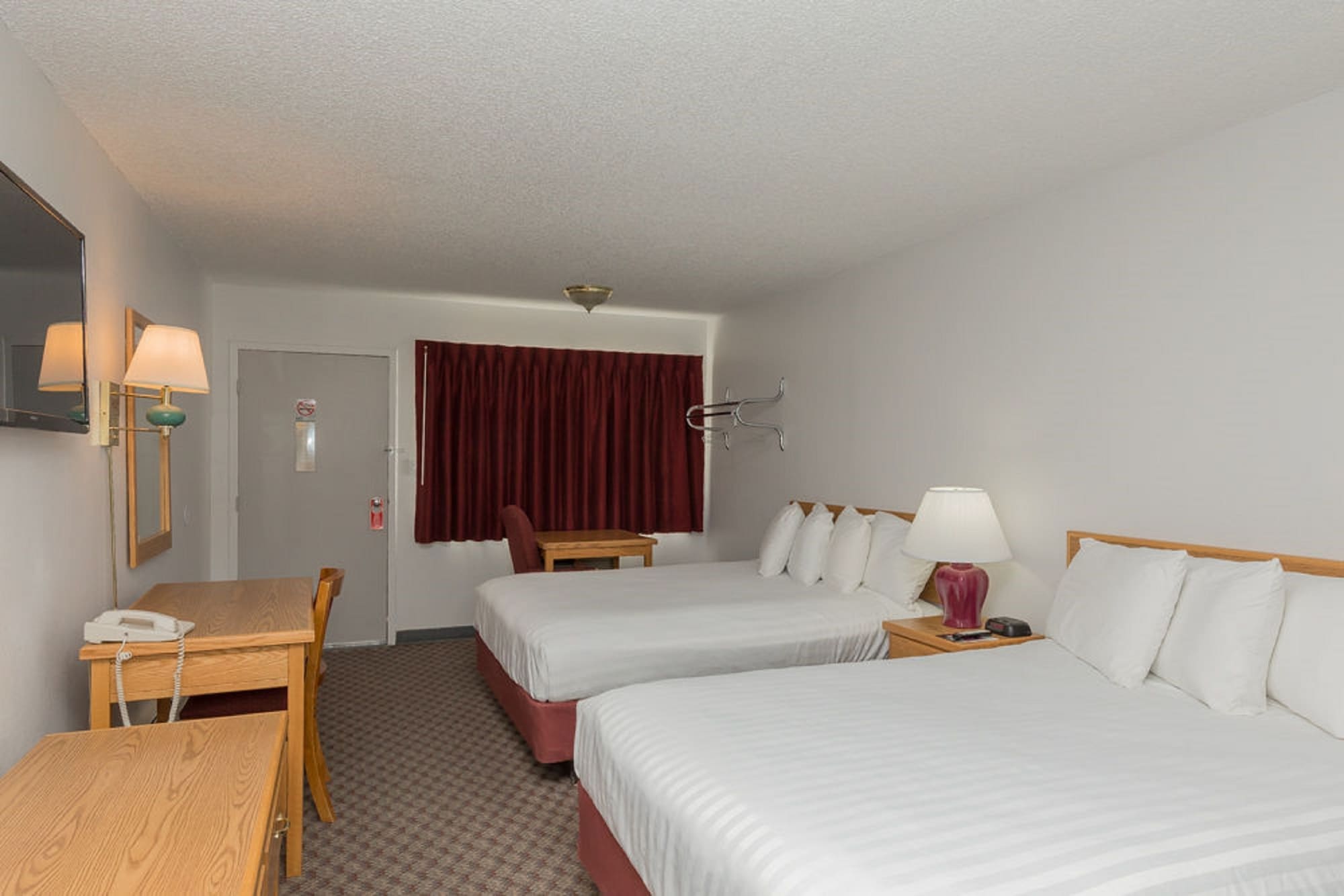 Motel 8
