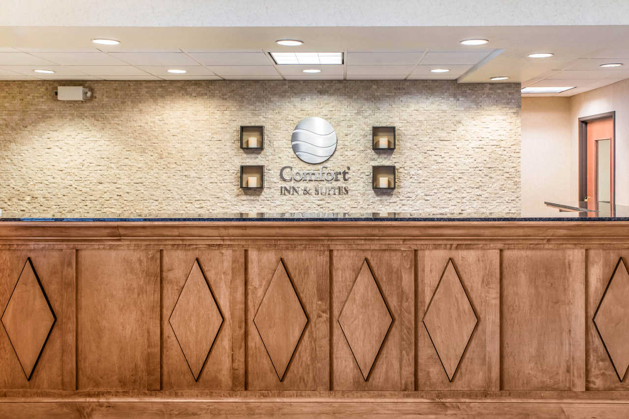 Comfort Inn & Suites