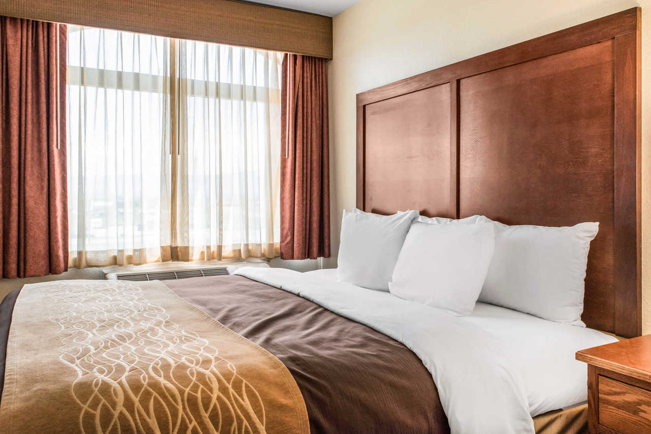 Comfort Inn & Suites