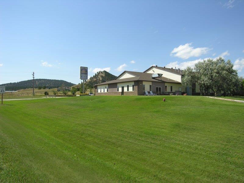 Serena Inn & Suites - Sundance