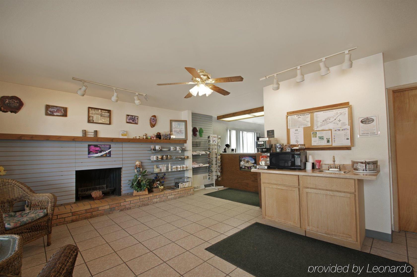 Deer Lodge Motel