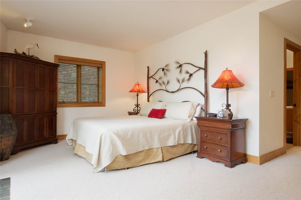 Granite Ridge Lodges