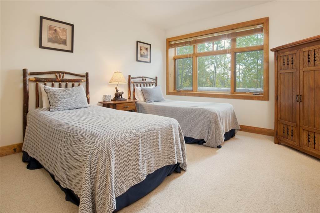 Granite Ridge Lodges
