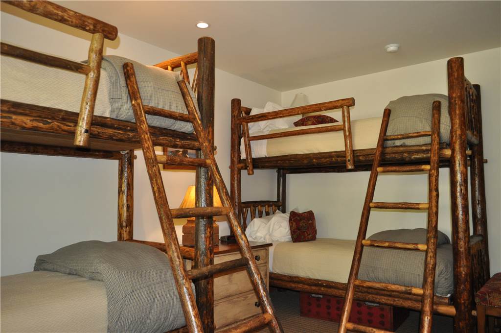 Granite Ridge Lodges