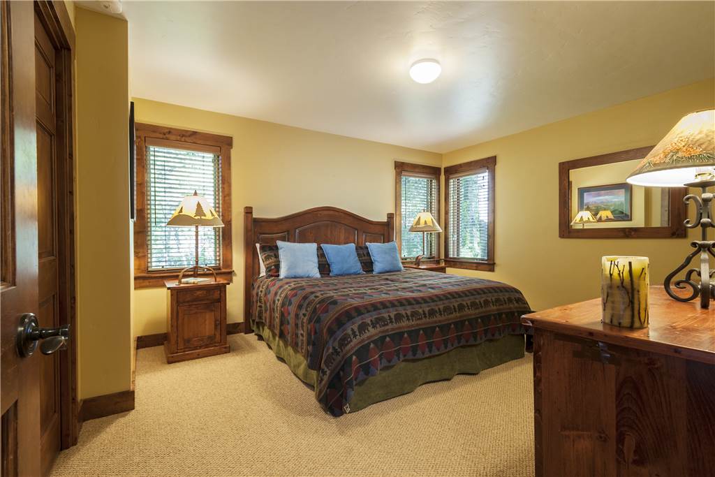 Tuckaway House