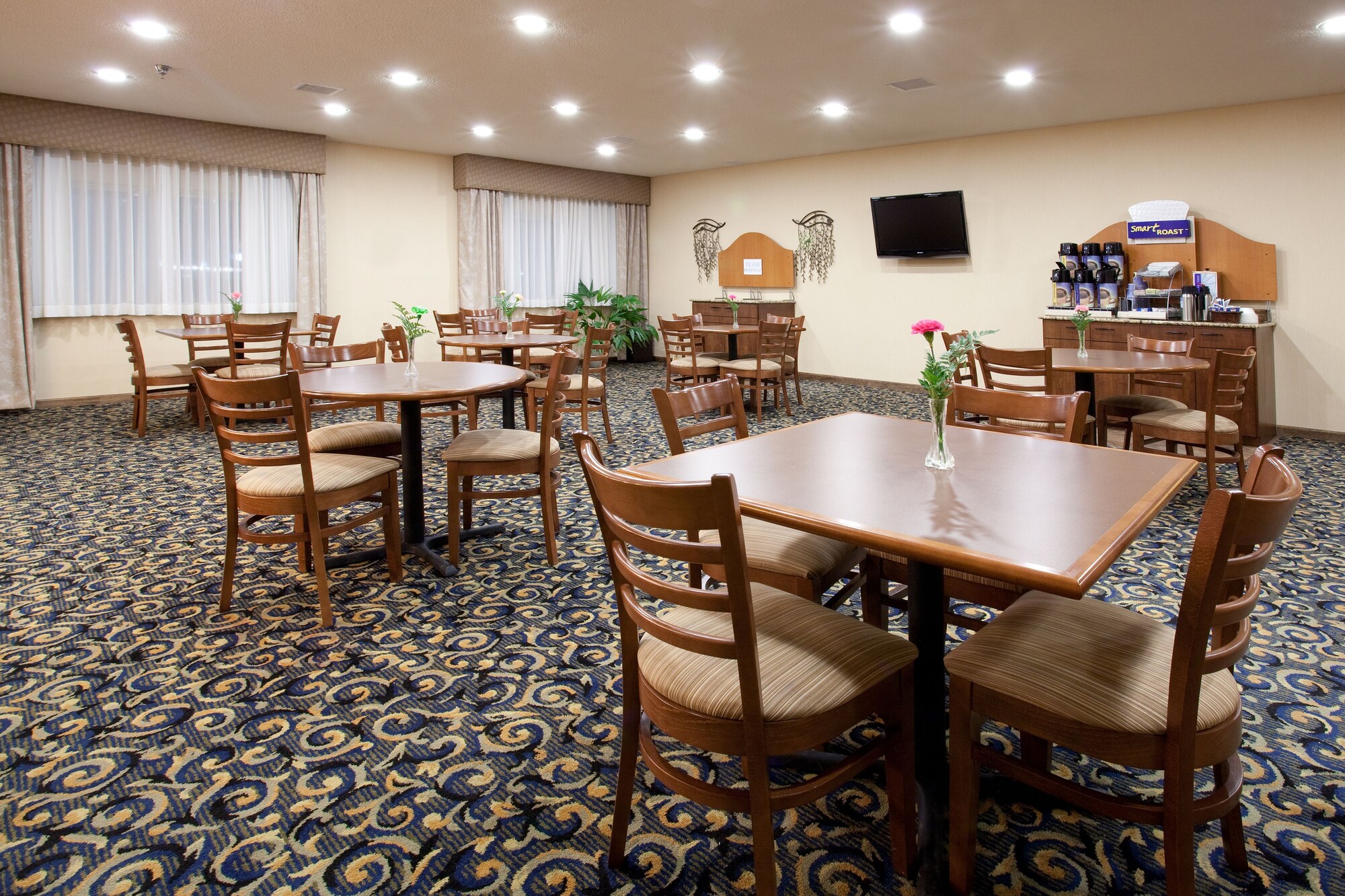 Holiday Inn Express & Suites Torrington