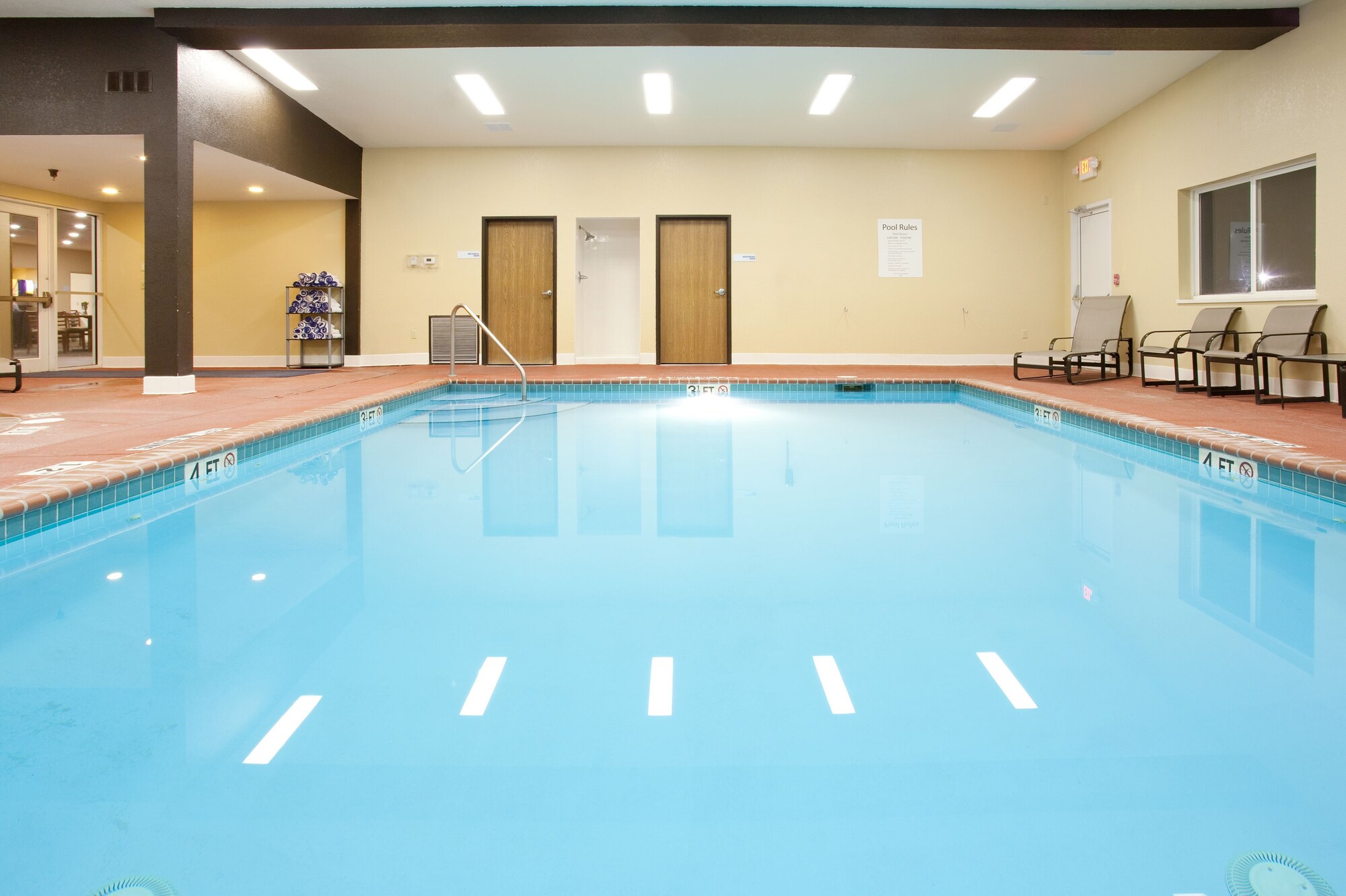 Holiday Inn Express & Suites Torrington