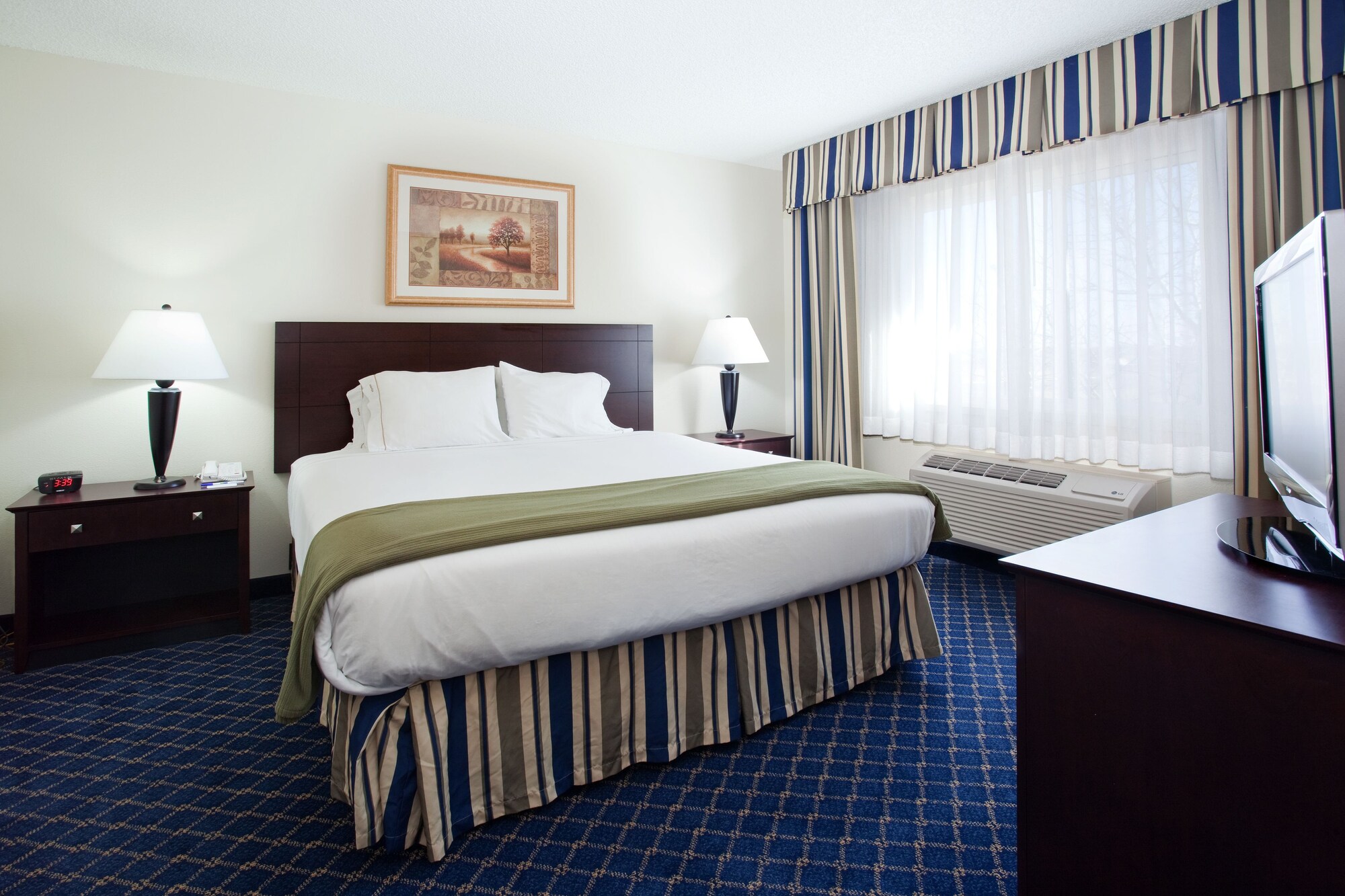 Holiday Inn Express & Suites Torrington