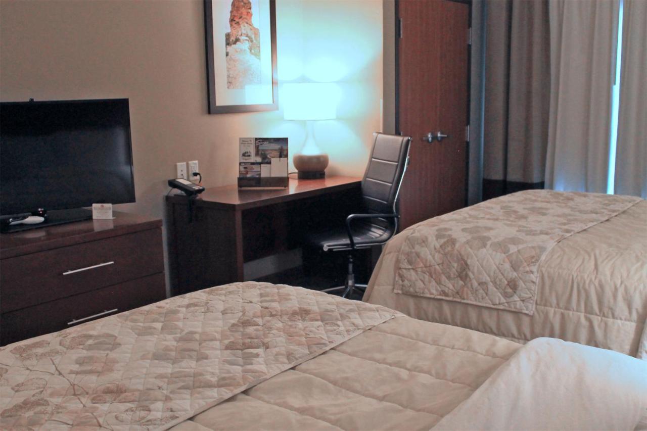 Heartland Inn and Suites