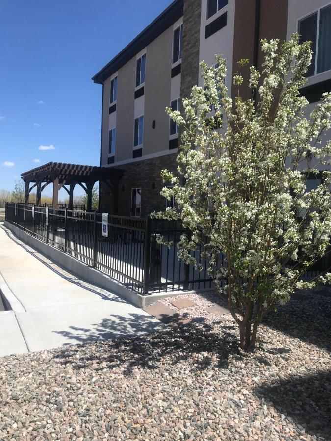 Heartland Inn and Suites
