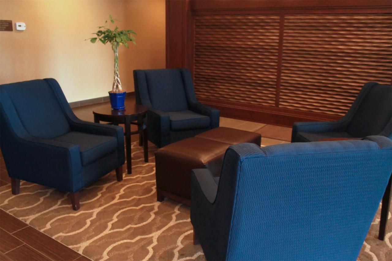 Heartland Inn and Suites