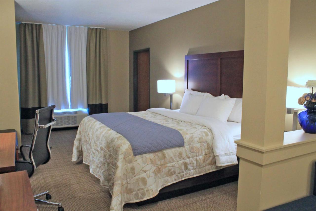 Heartland Inn and Suites