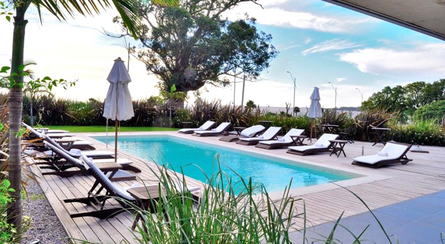 Costa Colonia Riverside Boutique Hotel