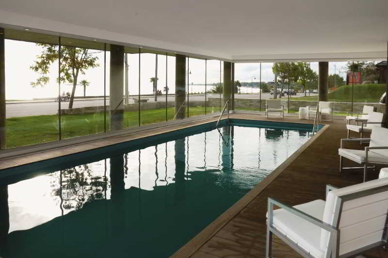 Real Colonia Hotel & Suites