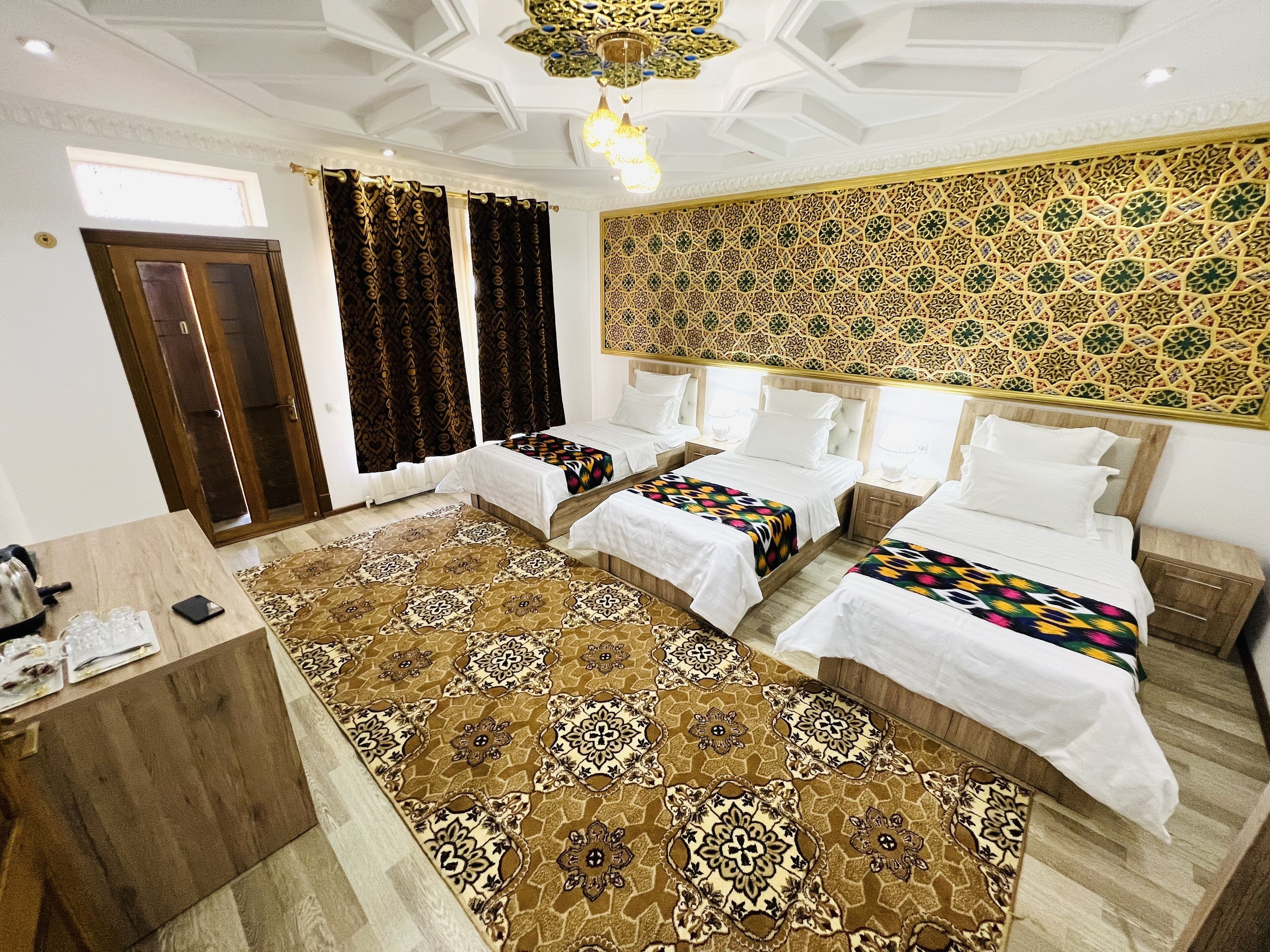 Boutique Hotel Lola