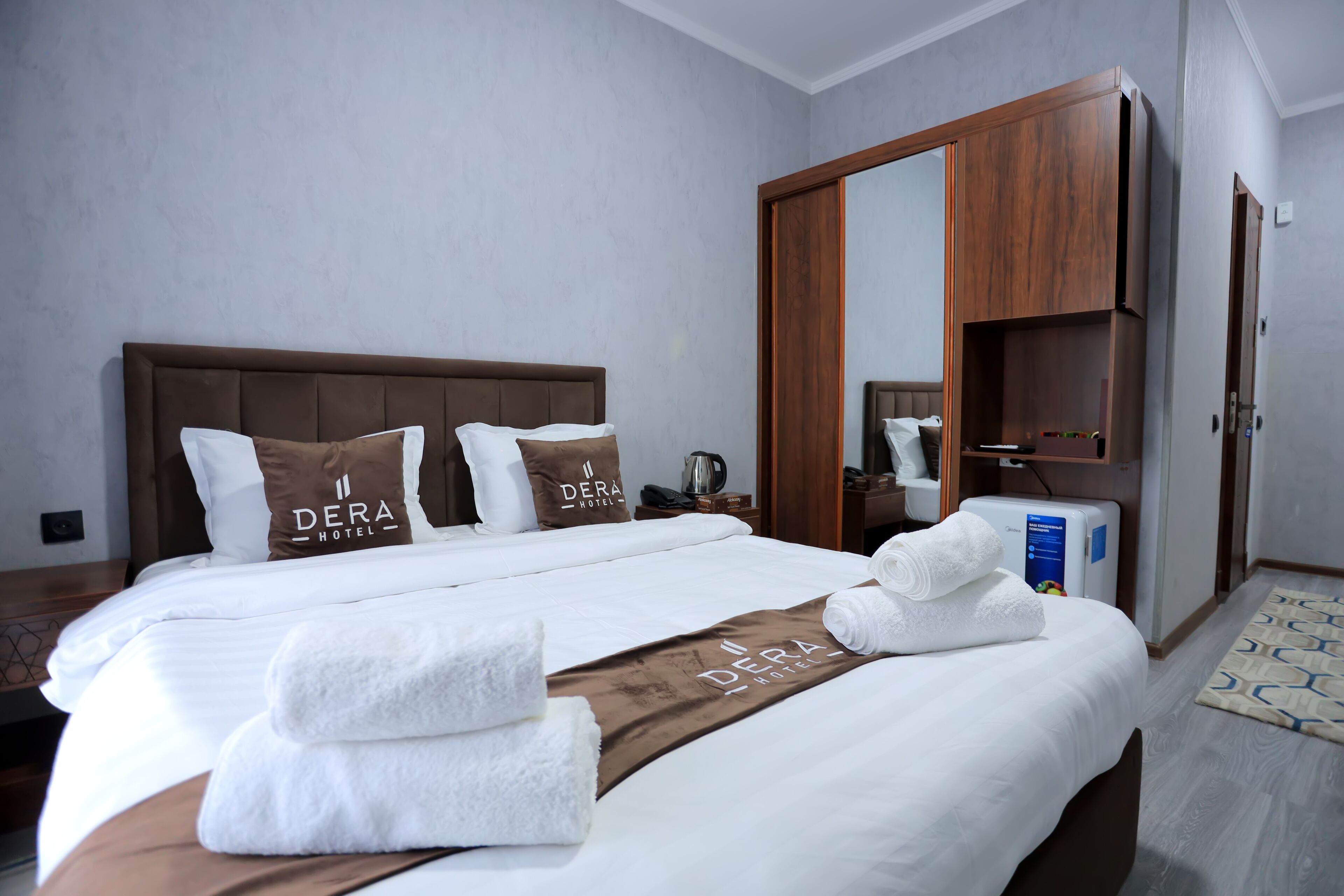 Dera Hotel