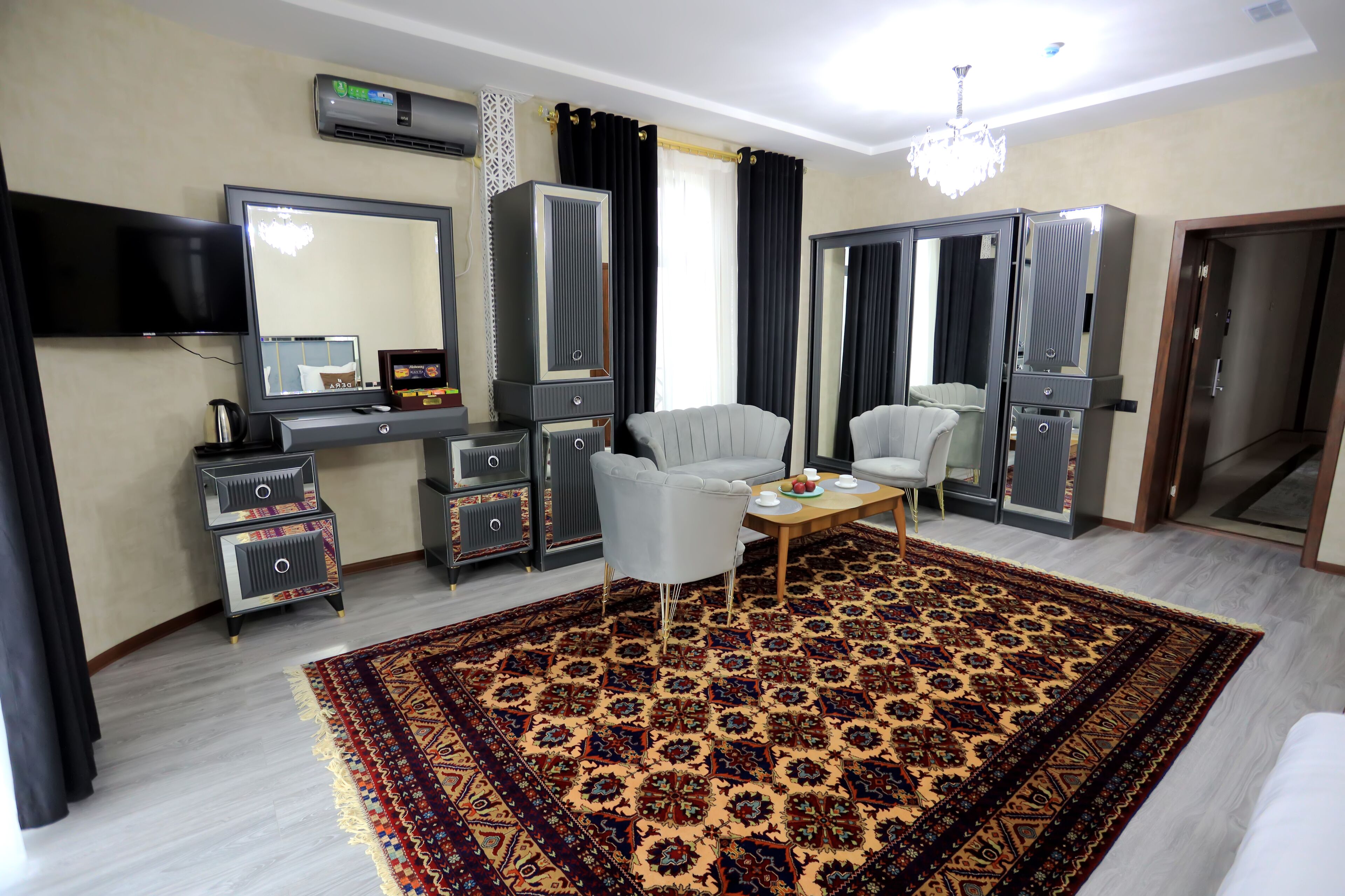 Dera Hotel