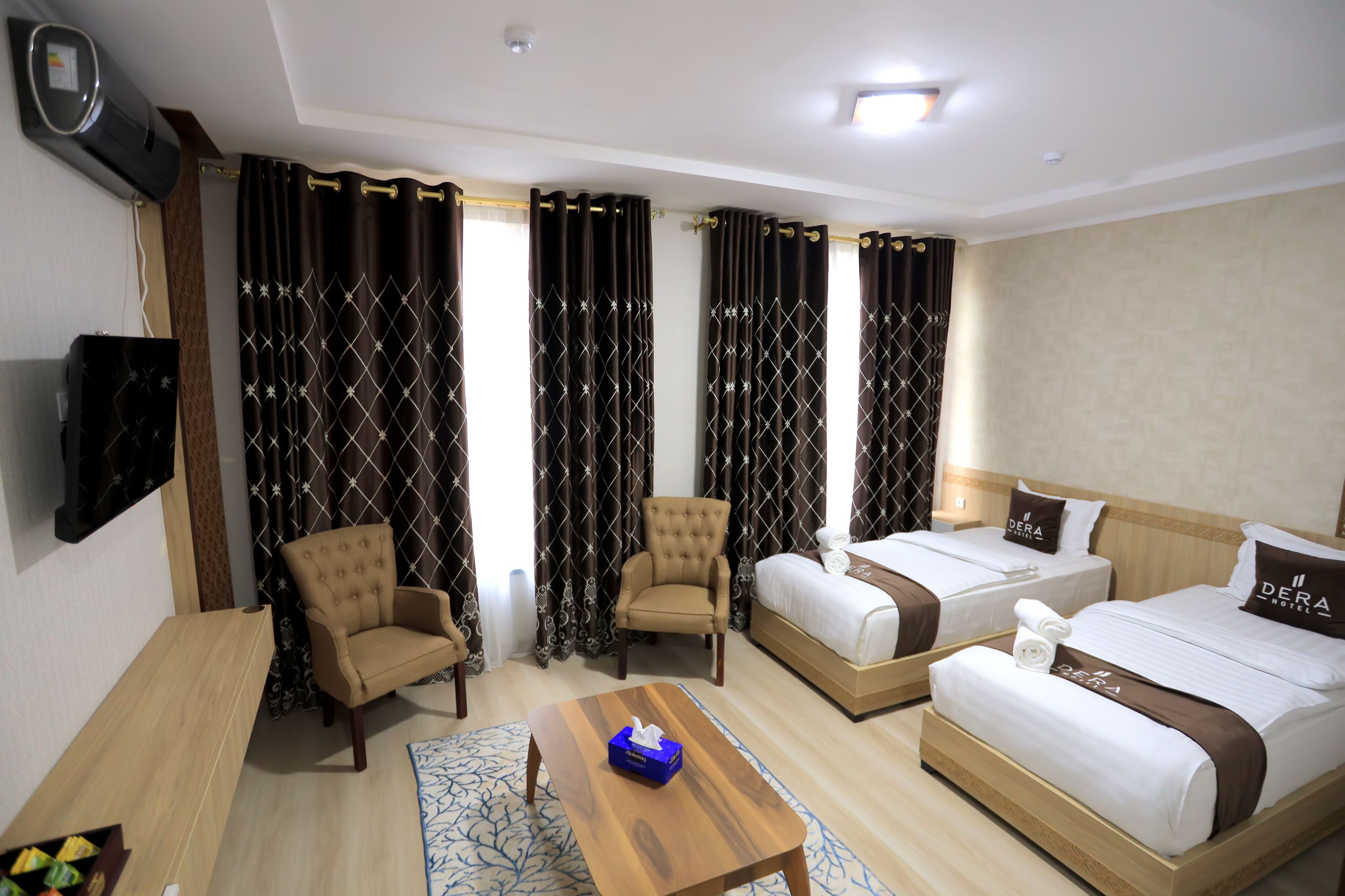 Dera Hotel