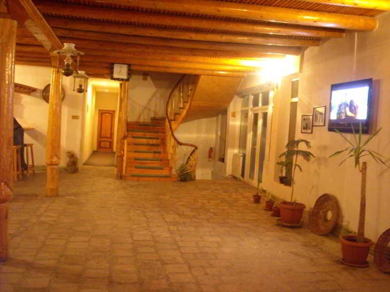 Lyabi-House Hotel