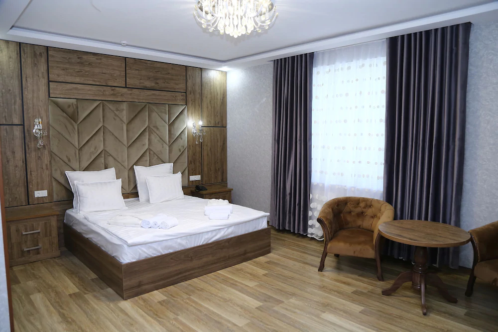 Oydin Plaza Hotel