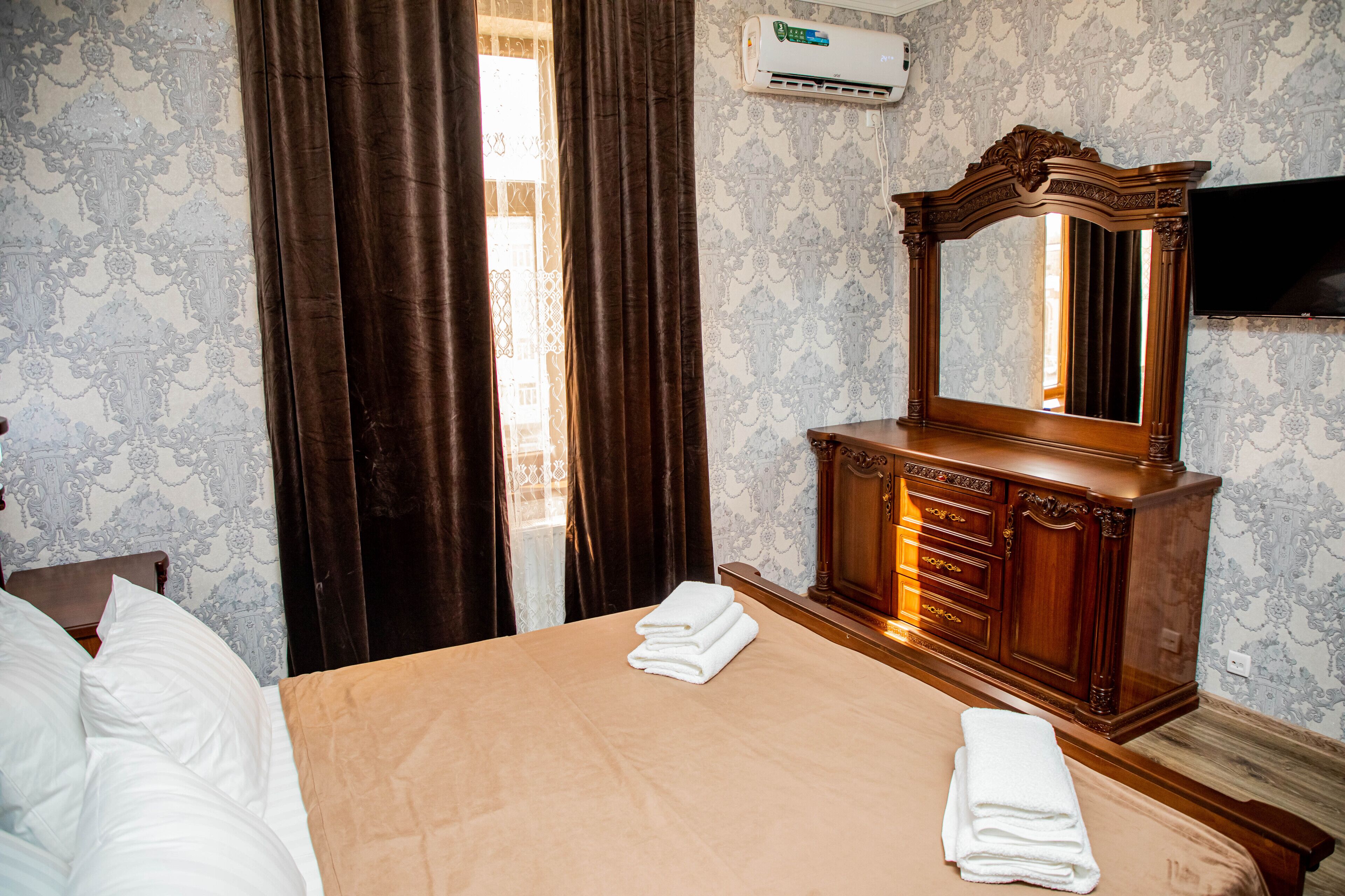 Buyuk Humo Hotel