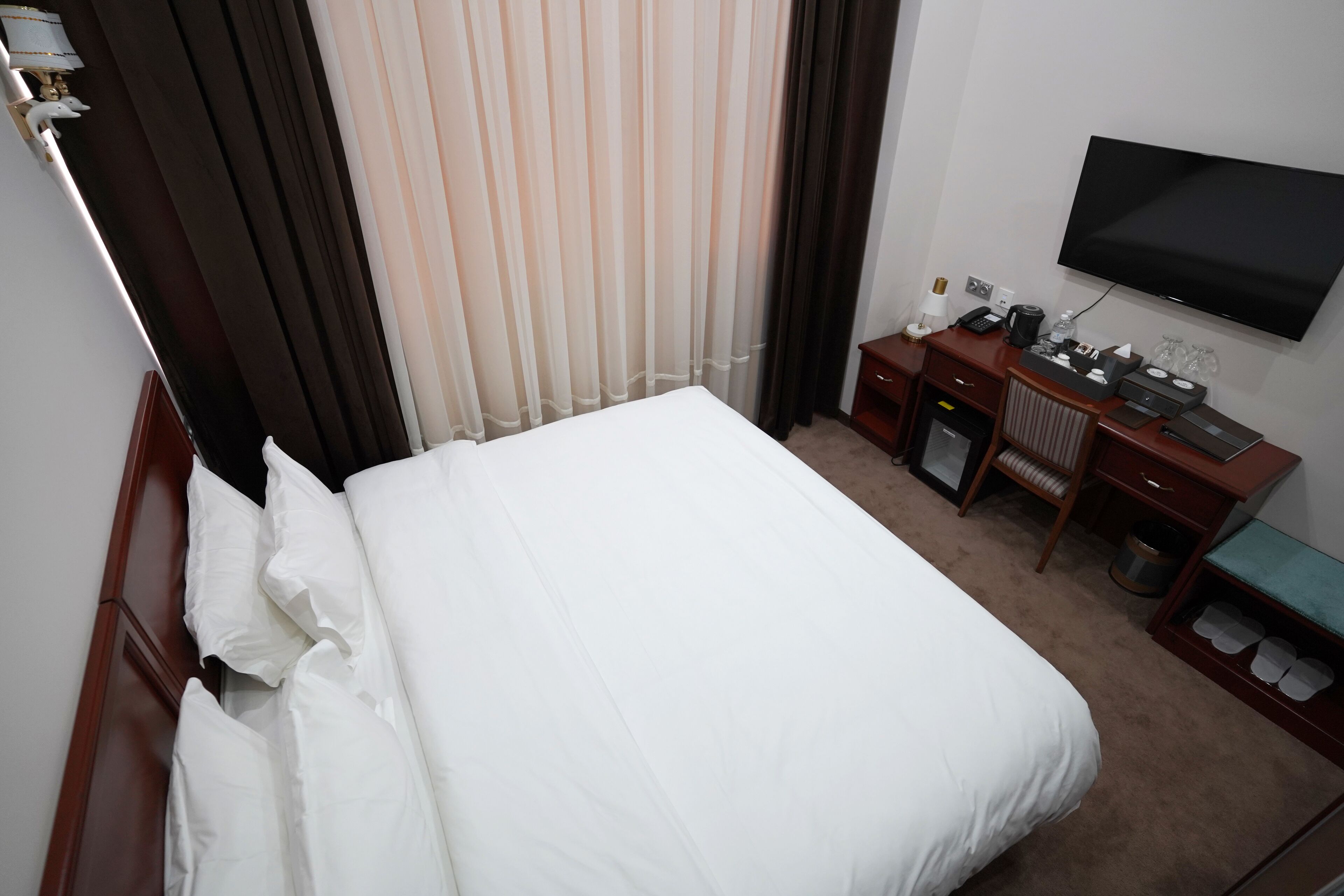 Aura Hotel