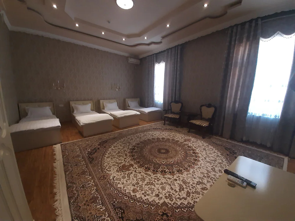Eleon Hotel