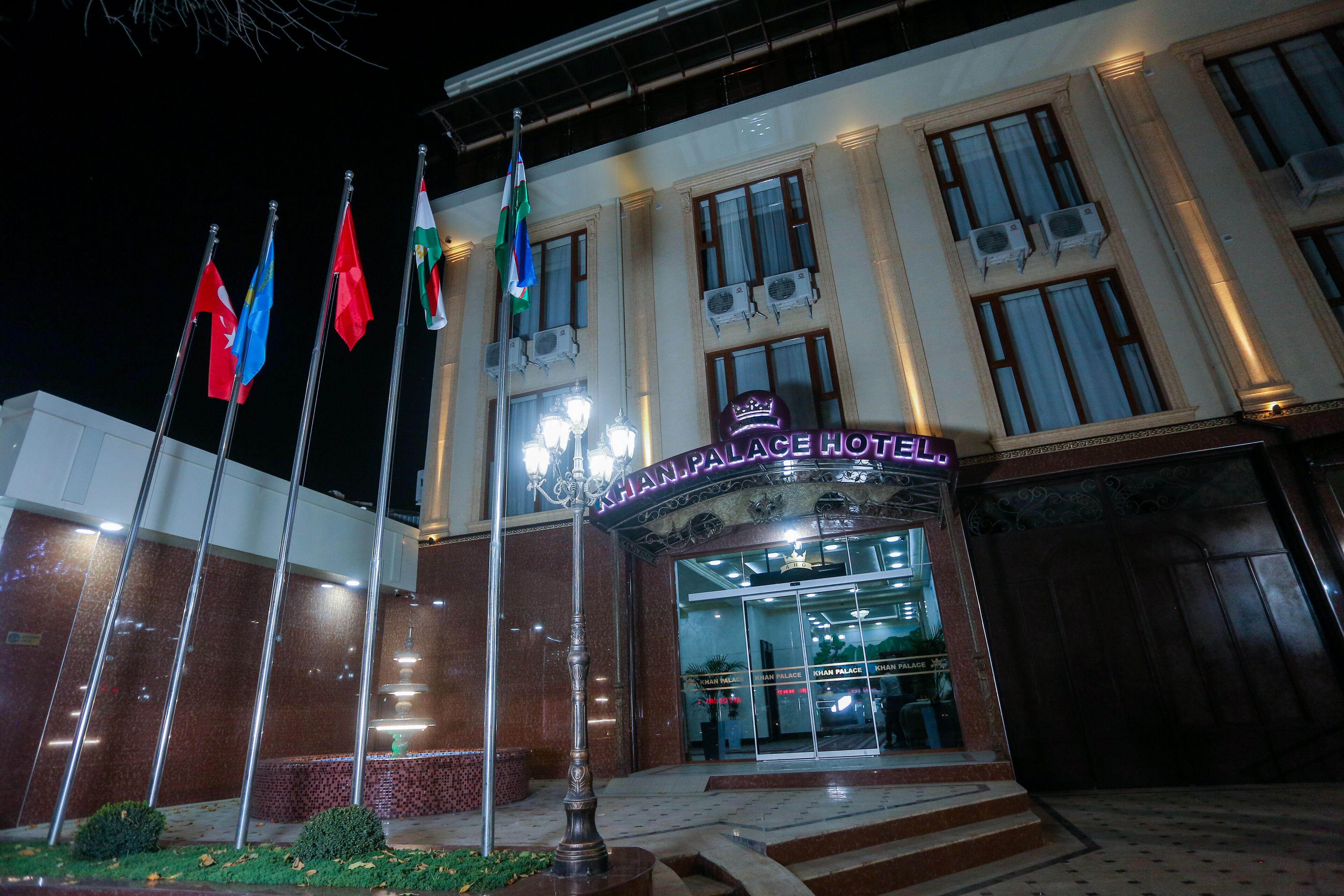 Khan Palace Hotel