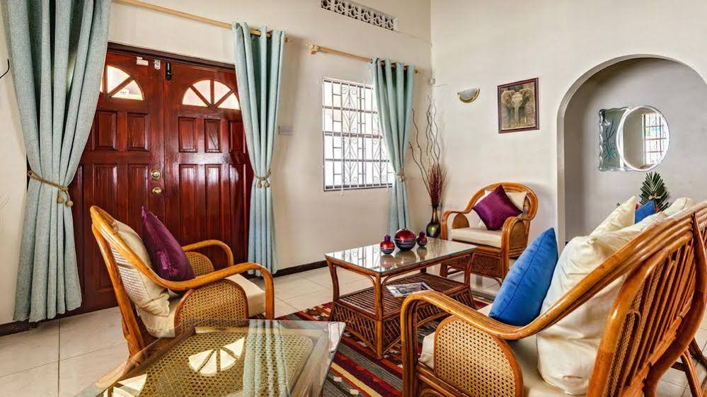 Eco Bay Guesthouse