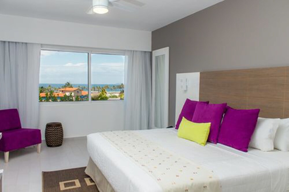 LD Plus Palm Beach