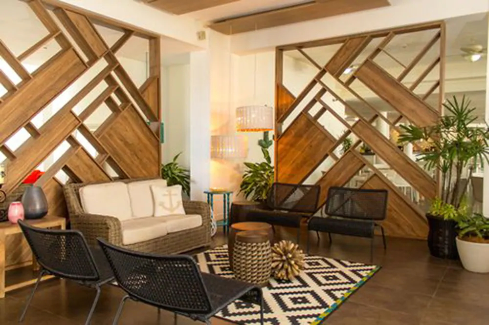 LD Plus Palm Beach