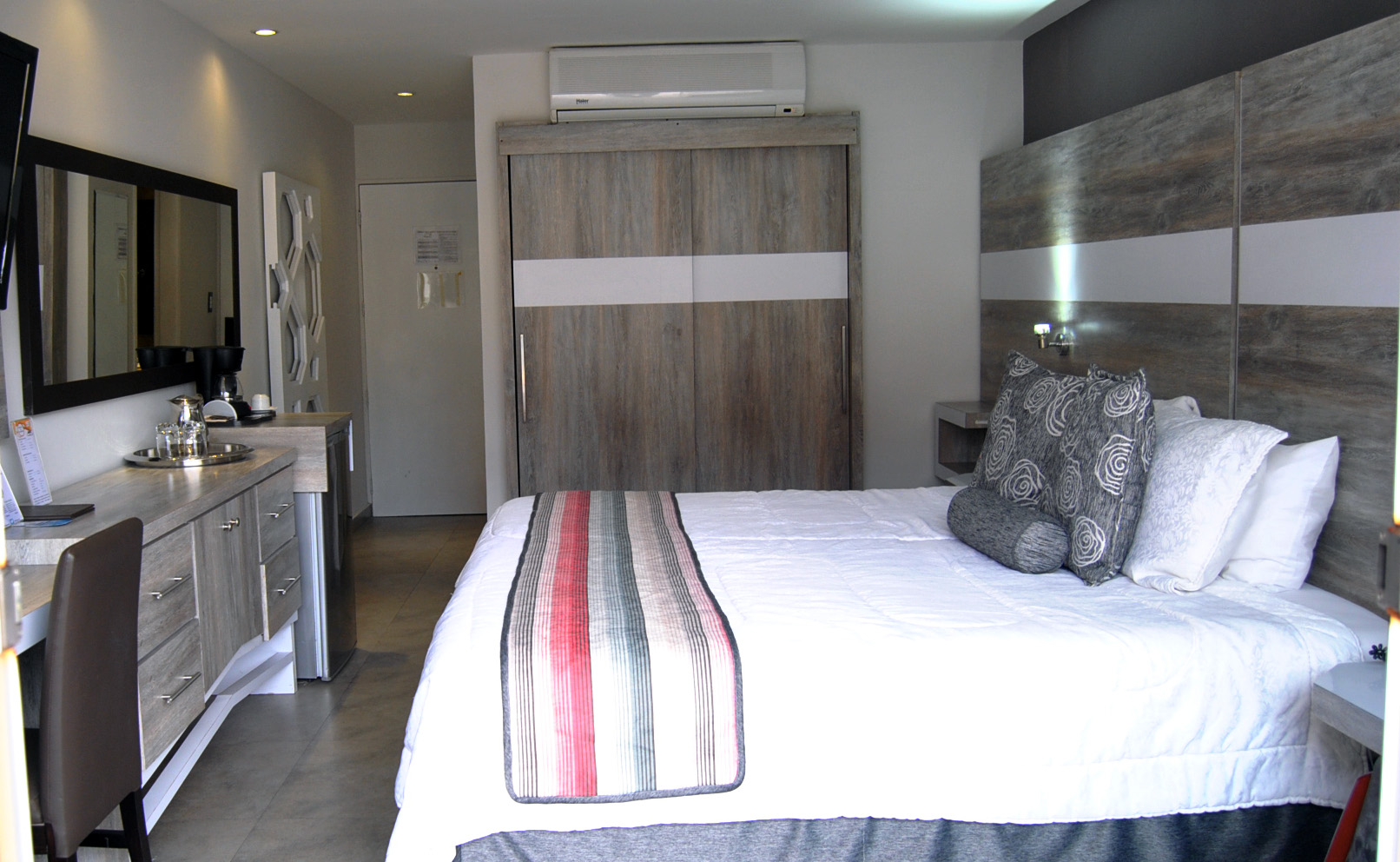 Hotel Tibisay