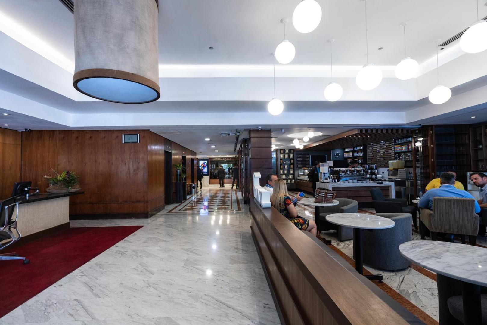 Hotel & Suites Caracas
