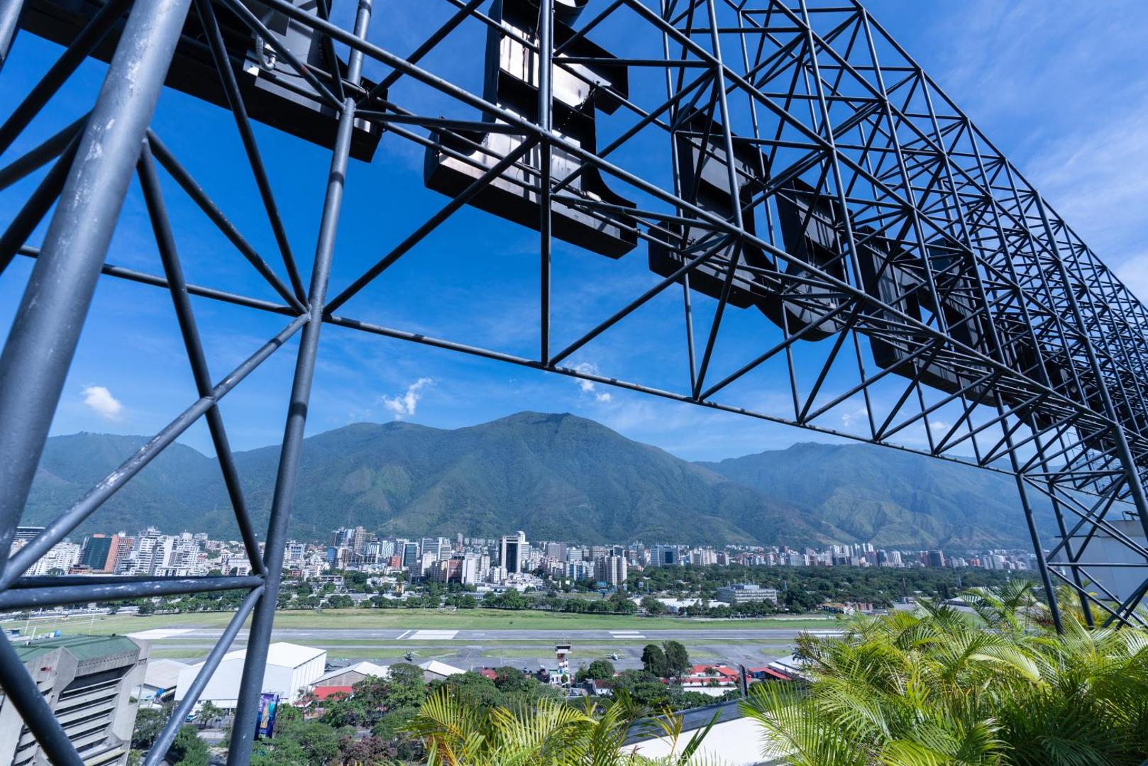 Hotel & Suites Caracas