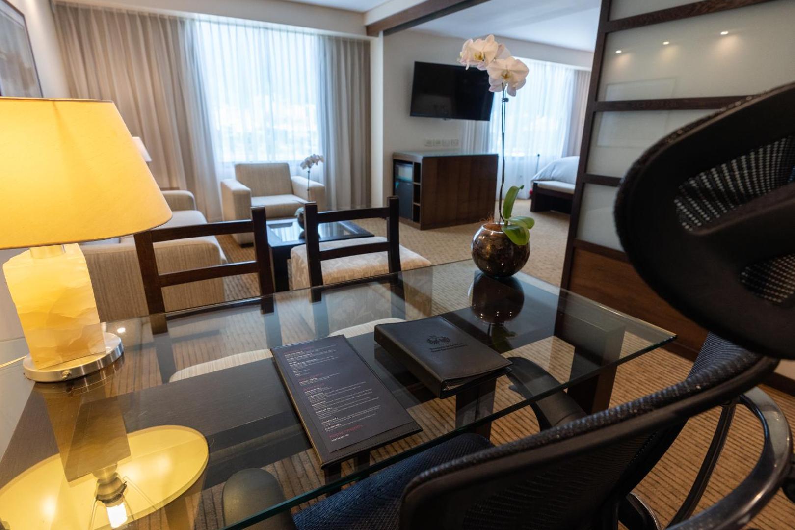 Hotel & Suites Caracas
