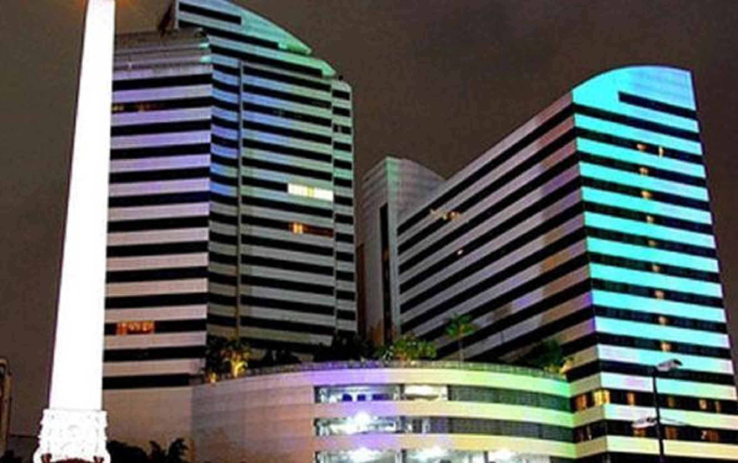 Caracas Palace