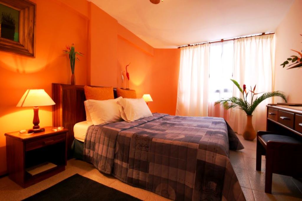 Costa Real Suites
