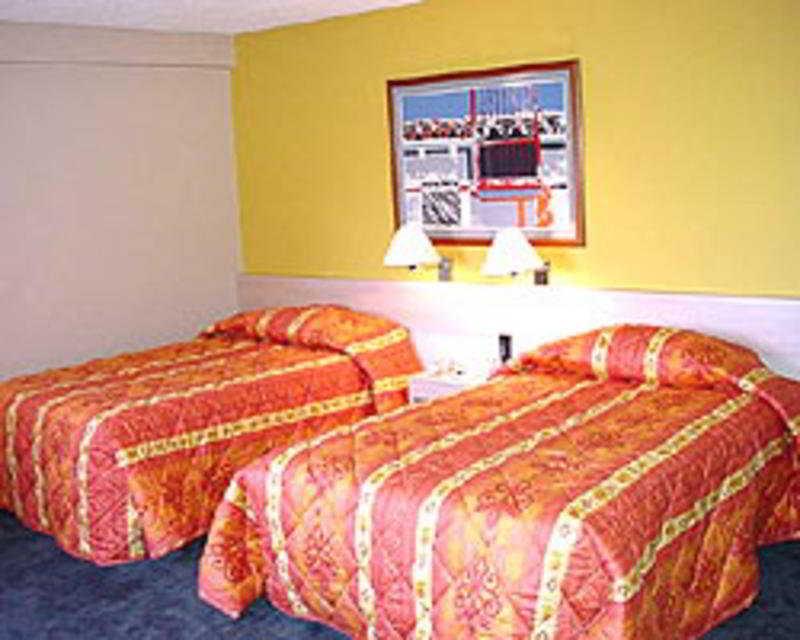 Lincoln Suites