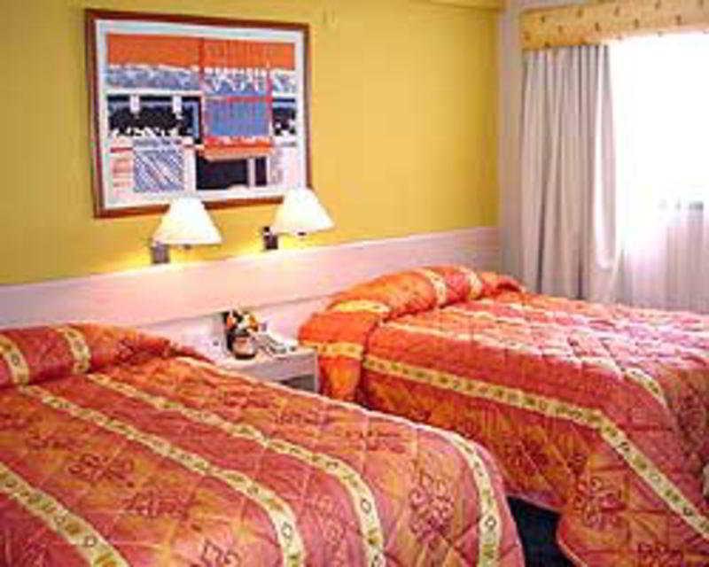 Lincoln Suites