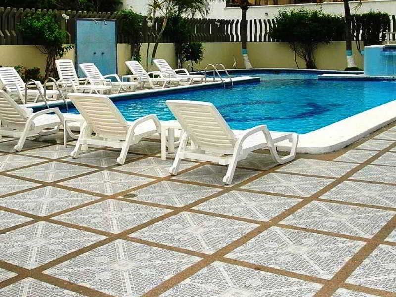 Hotel Las Quince Letras
