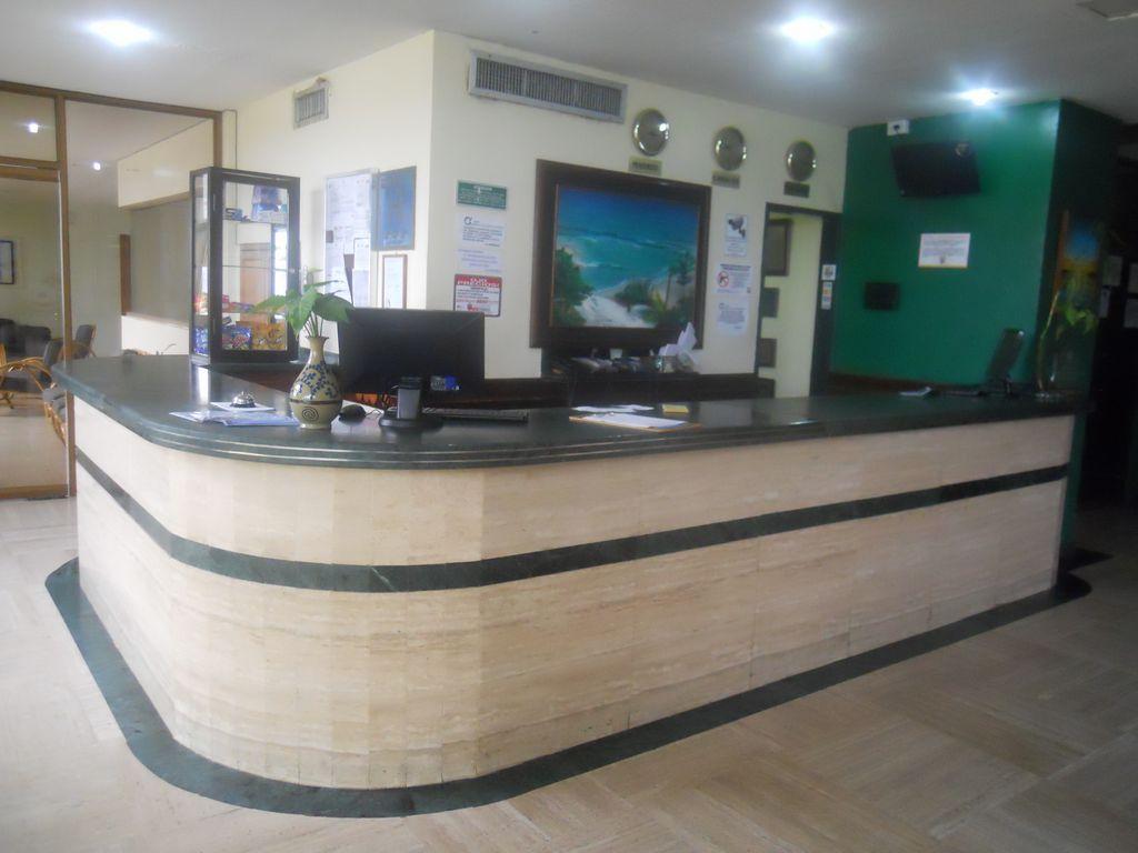 Hotel Las Quince Letras
