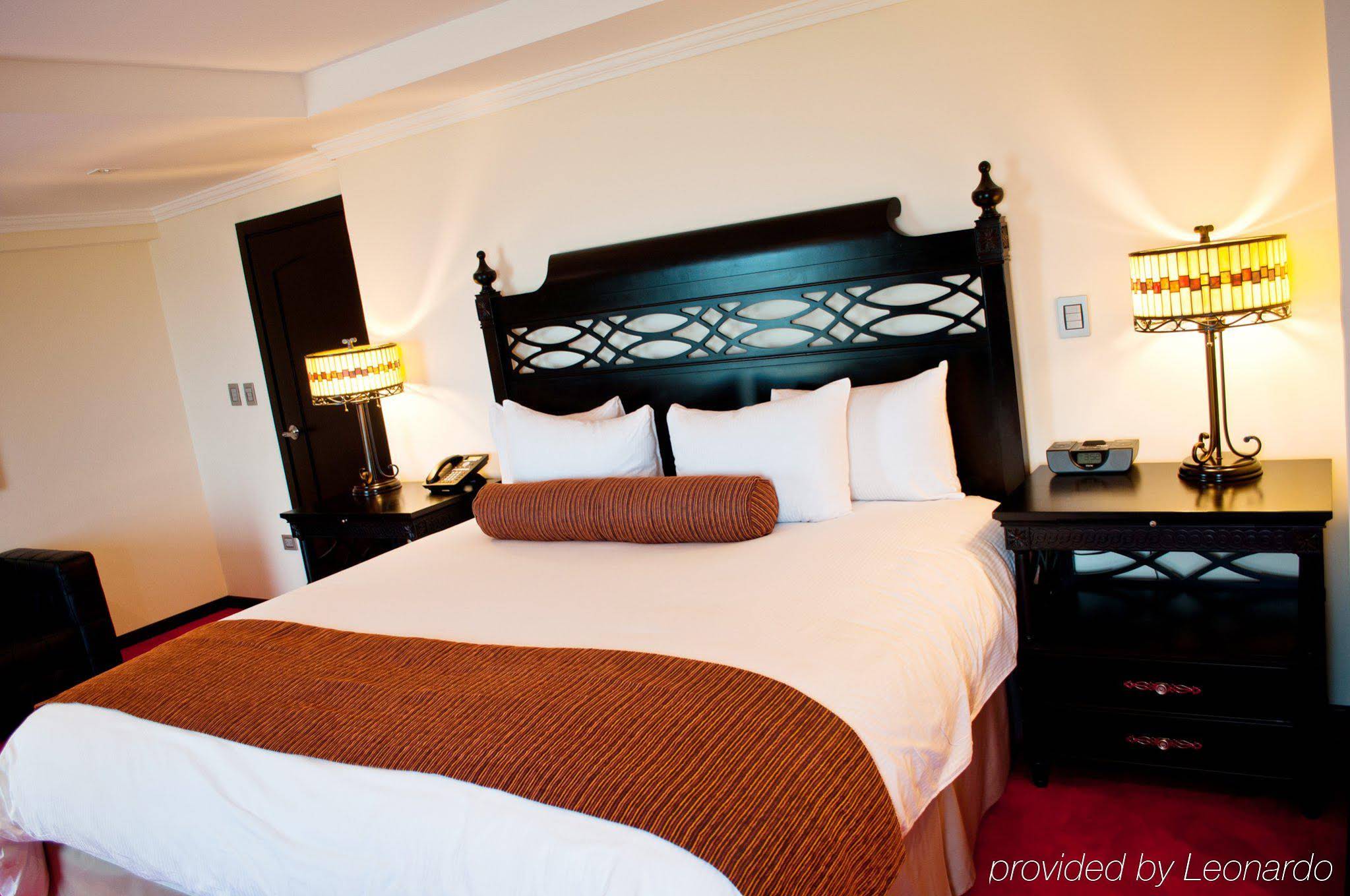 Tibisay Hotel Del Lago