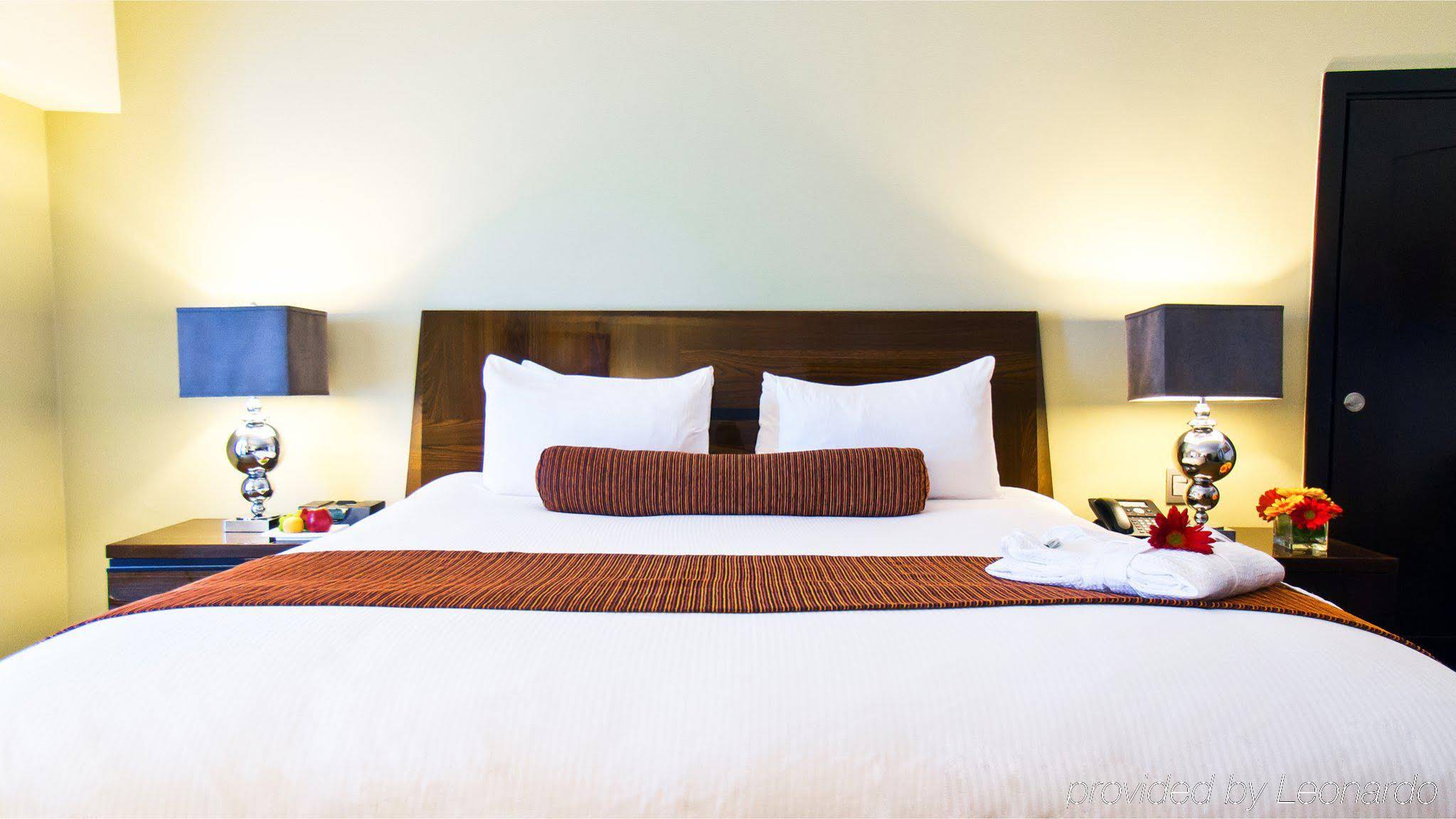 Tibisay Hotel Del Lago