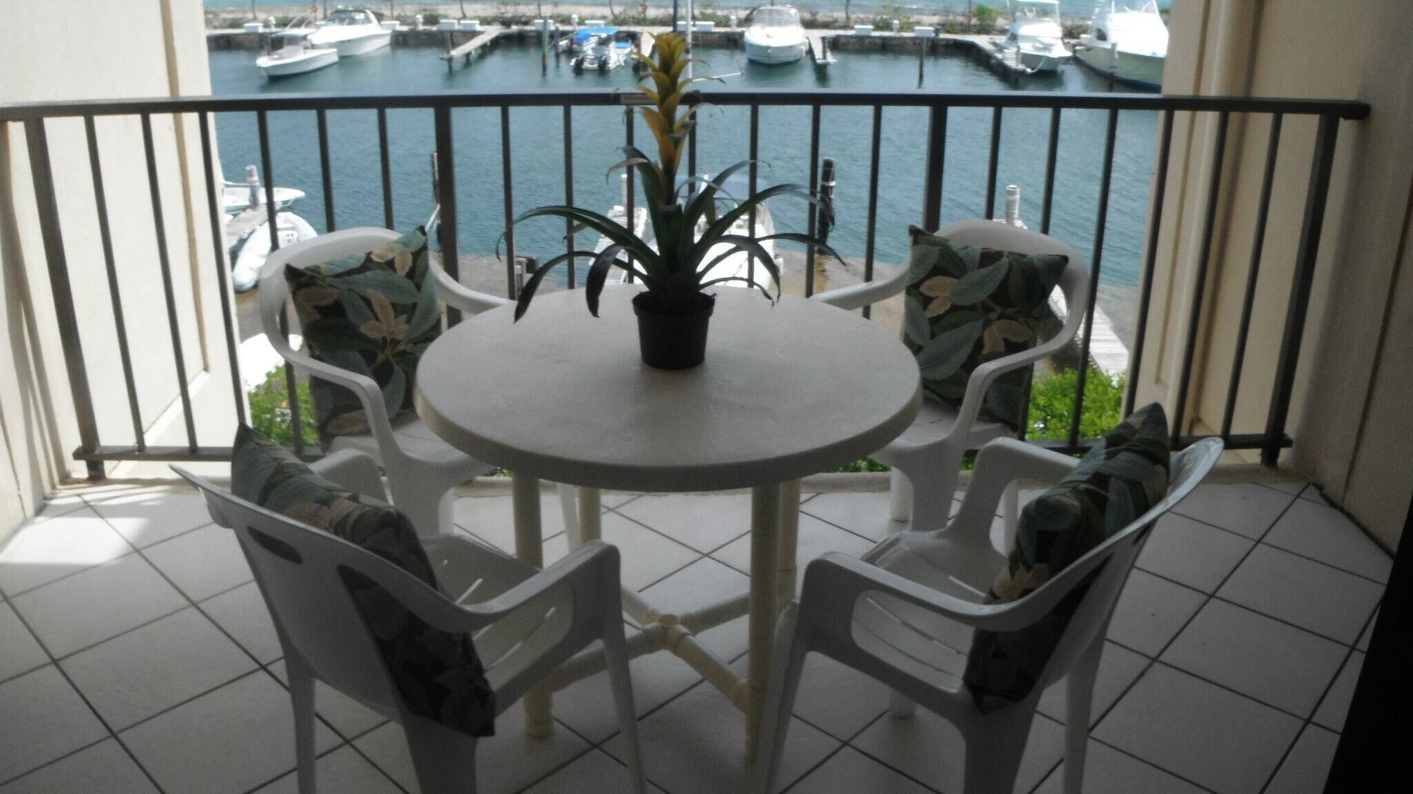 Sapphire Village Condominiums