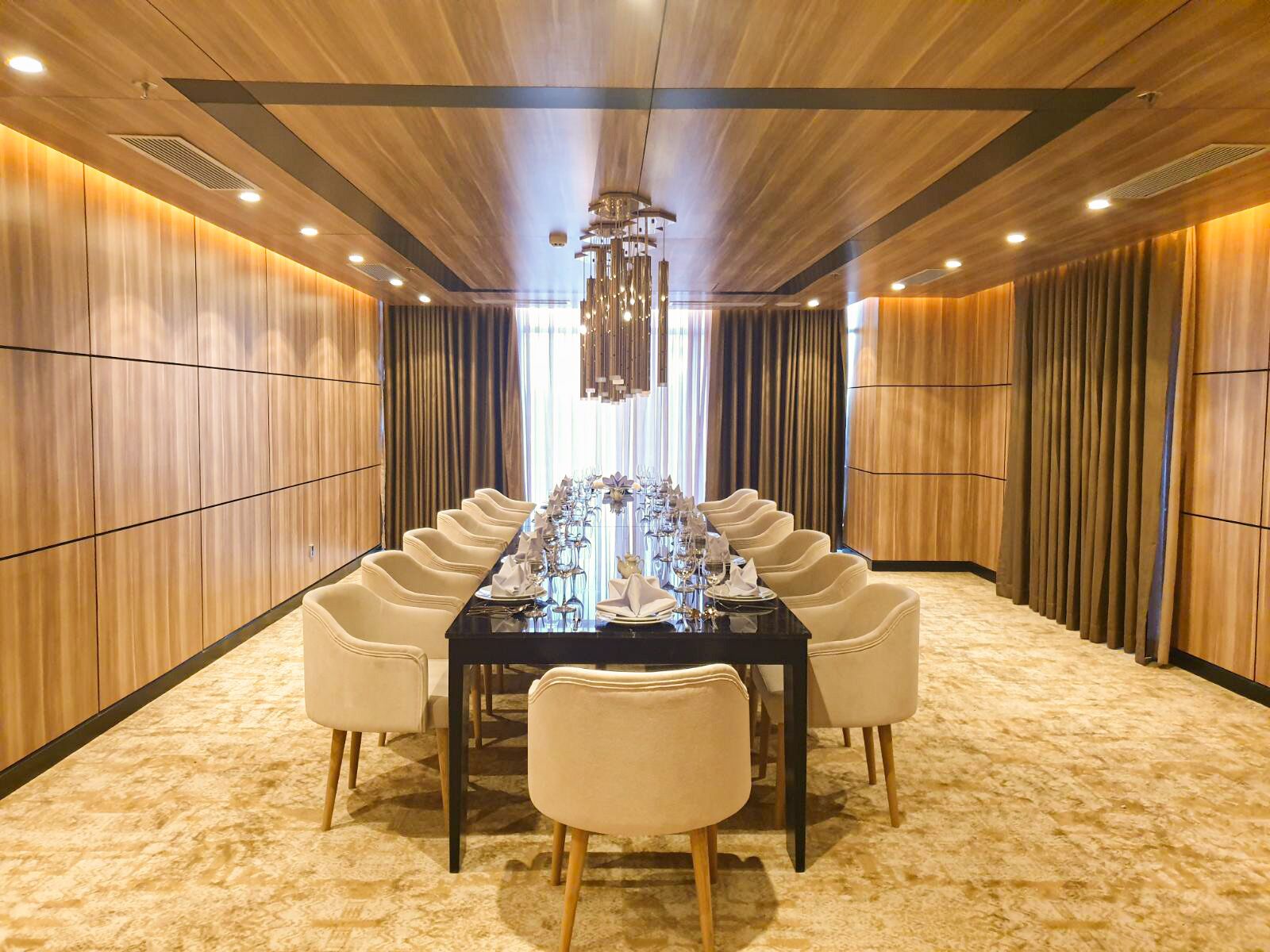 Diamond Stars Ben Tre Hotel